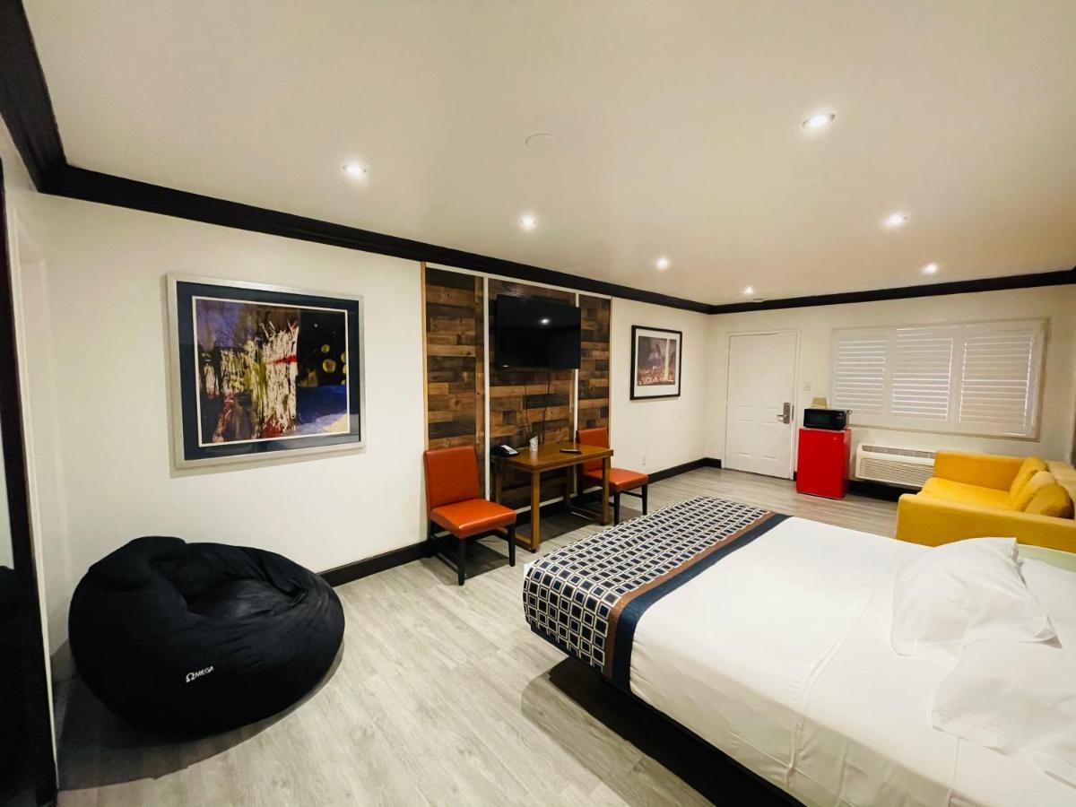 Casa Blanca Inn & Suites Whittier Ngoại thất bức ảnh