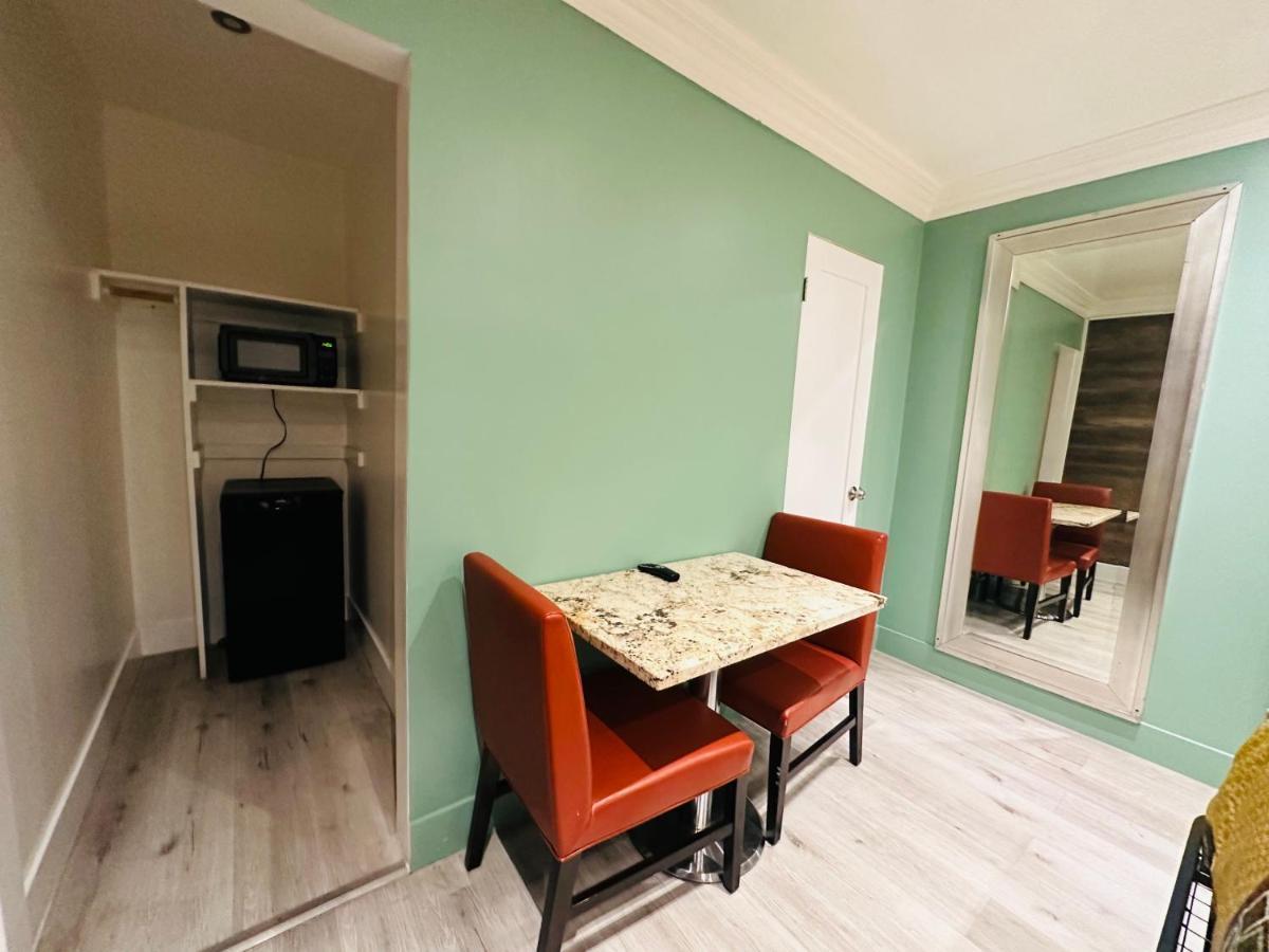 Casa Blanca Inn & Suites Whittier Ngoại thất bức ảnh