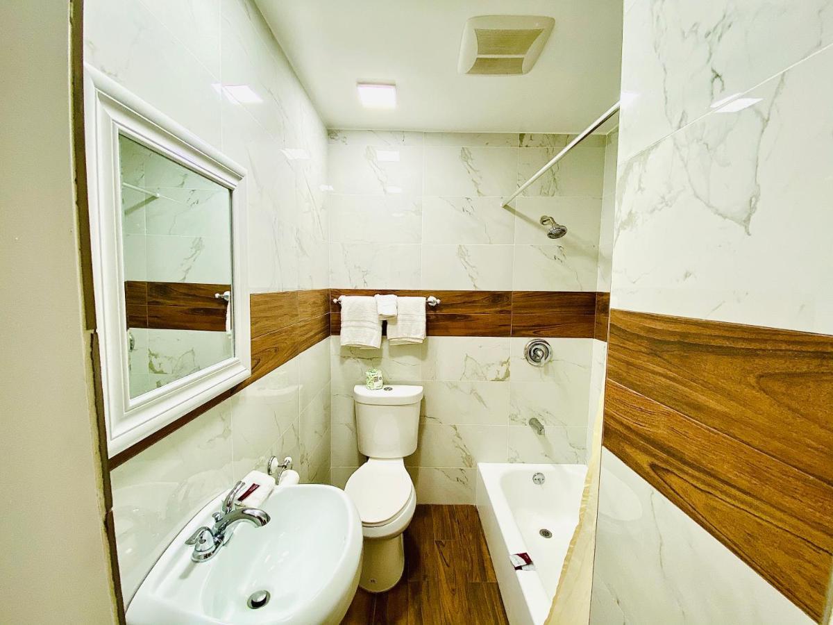 Casa Blanca Inn & Suites Whittier Ngoại thất bức ảnh