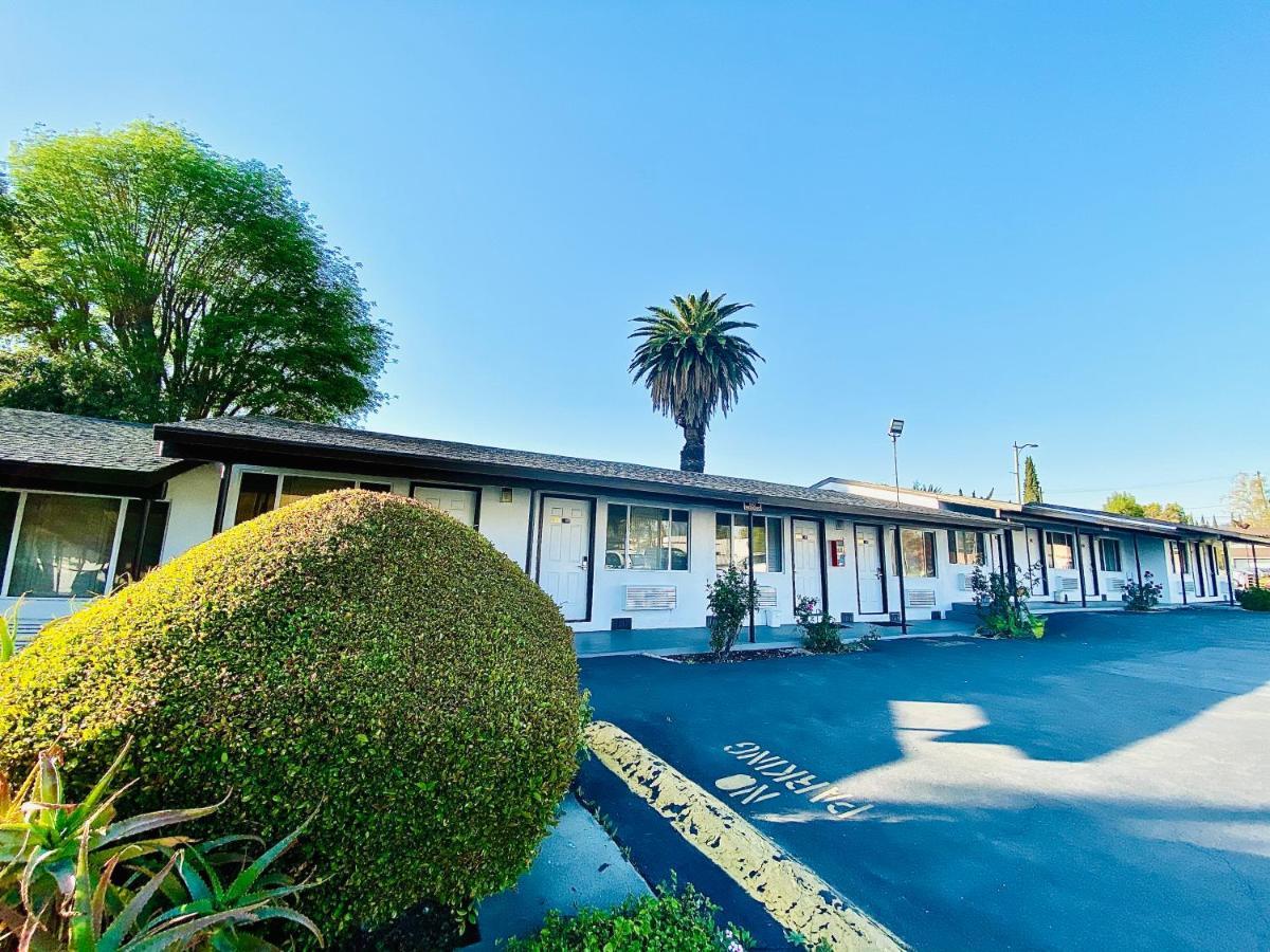 Casa Blanca Inn & Suites Whittier Ngoại thất bức ảnh